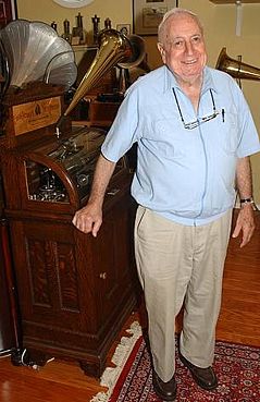 Aaron Cramer